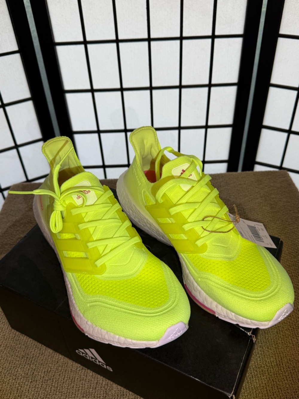 Women’s Adidas Ultraboost (FY0398)